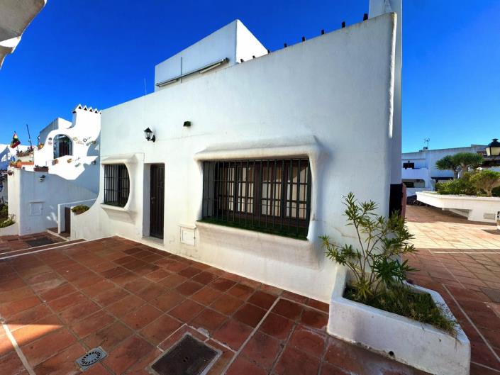 Image No.2-Jumelé de 3 chambres à vendre à La Duquesa