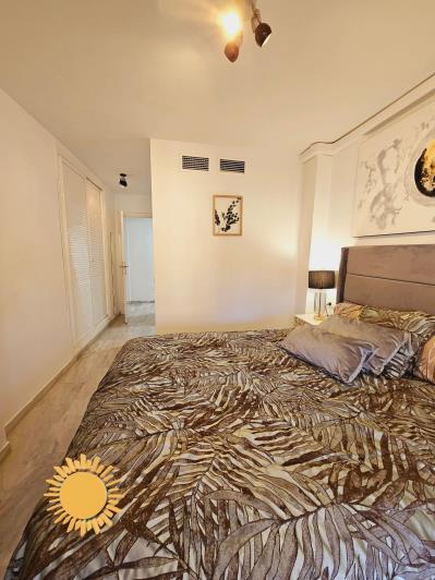 Image No.8-3 Bed Apartment for sale
