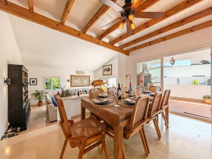 Image No.8-3 Bed Villa / Detached for sale