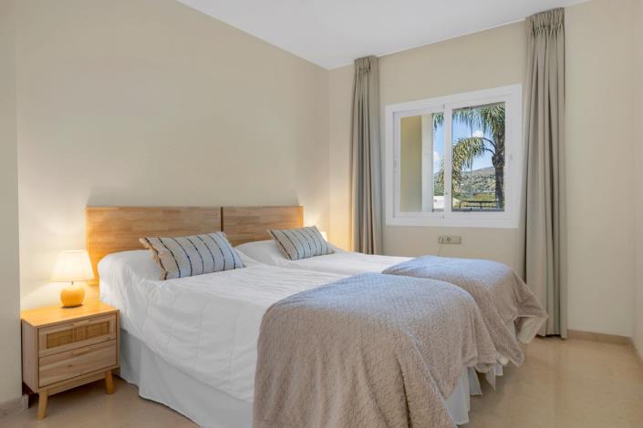 Image No.11-2 Bed Apartment for sale