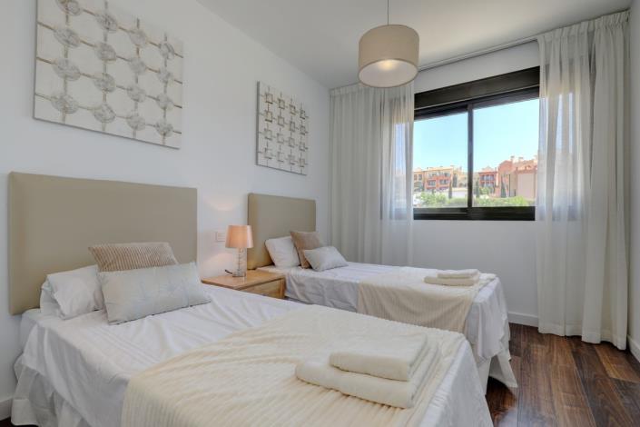 Image No.8-4 Bed Townhouse for sale