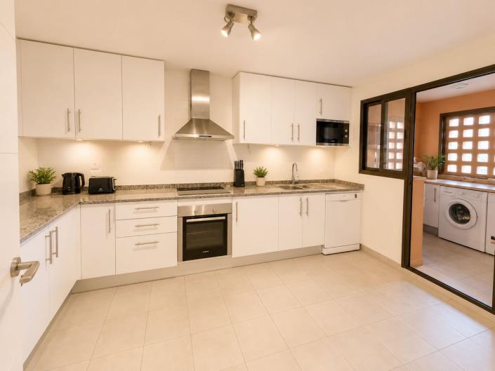 Image No.6-2 Bed Apartment for sale