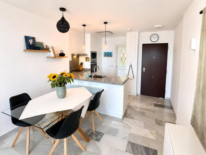 Image No.4-2 Bed Apartment for sale