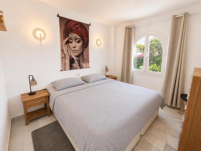 Image No.13-2 Bed Apartment for sale