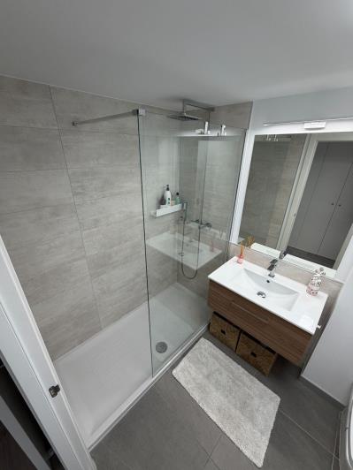 Image No.10-3 Bed Apartment for sale