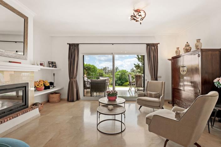 Image No.2-2 Bed Apartment for sale