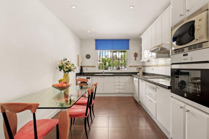 Image No.7-2 Bed Apartment for sale