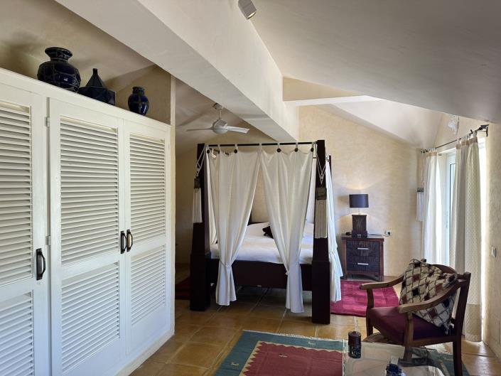 Image No.30-4 Bed House/Villa for sale