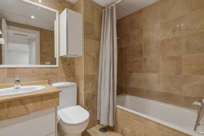 Image No.11-2 Bed Apartment for sale