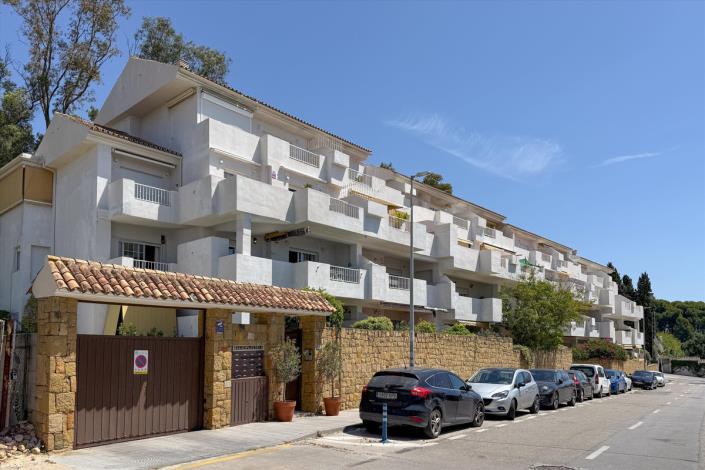 Image No.18-2 Bed Apartment for sale