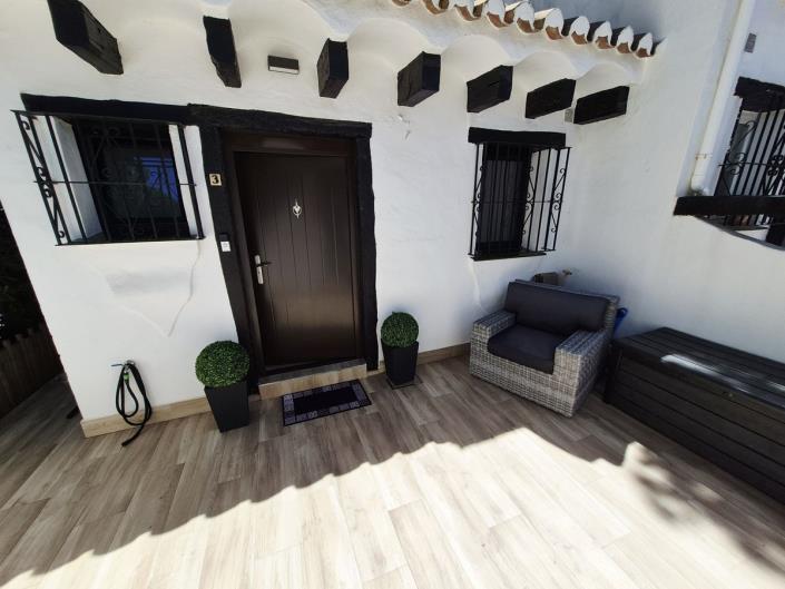 Image No.18-2 Bed Townhouse for sale