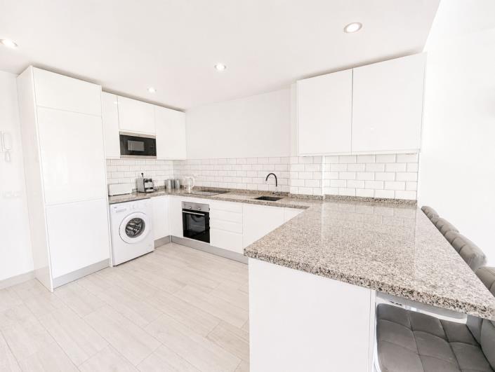 Image No.5-2 Bed Apartment for sale