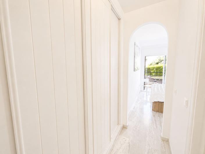Image No.11-2 Bed Apartment for sale