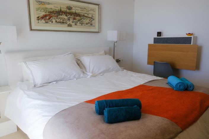 Image No.8-2 Bed Apartment for sale