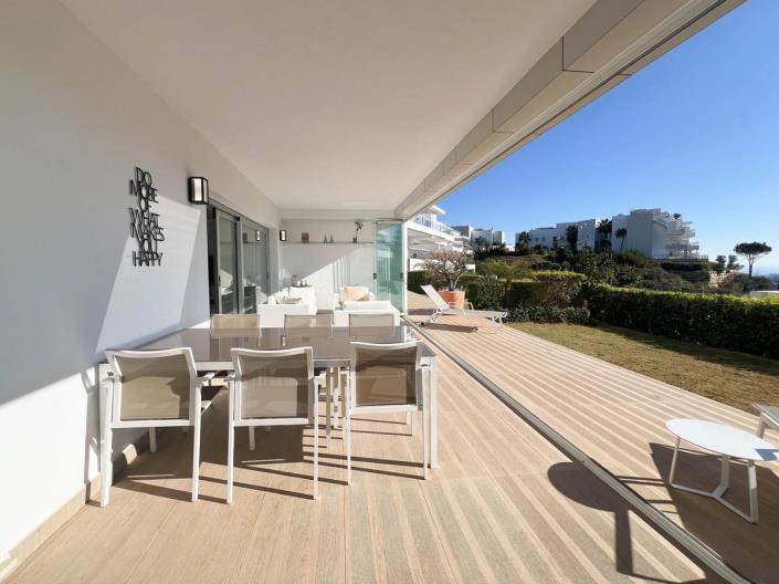 Image No.12-2 Bed Apartment for sale