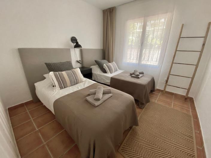 Image No.11-2 Bed Apartment for sale