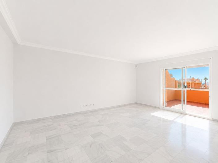 Image No.8-3 Bed Apartment for sale
