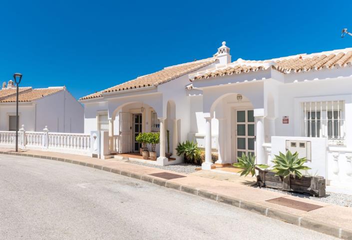 Image No.2-3 Bed Townhouse for sale