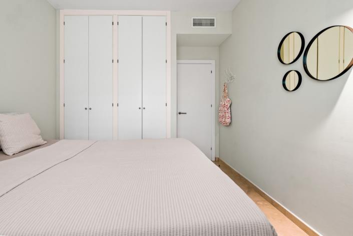 Image No.11-2 Bed Apartment for sale