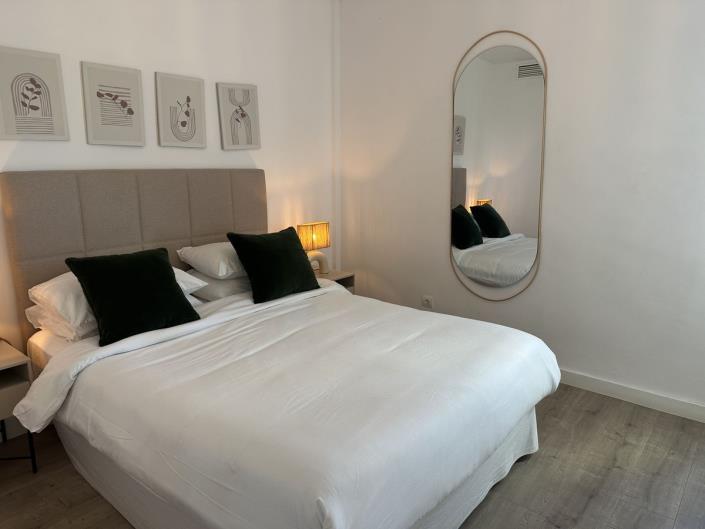 Image No.9-2 Bed Apartment for sale