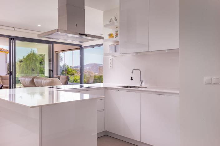 Image No.6-3 Bed Apartment for sale