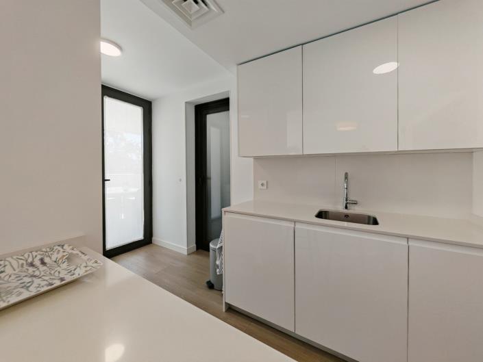 Image No.6-3 Bed Apartment for sale