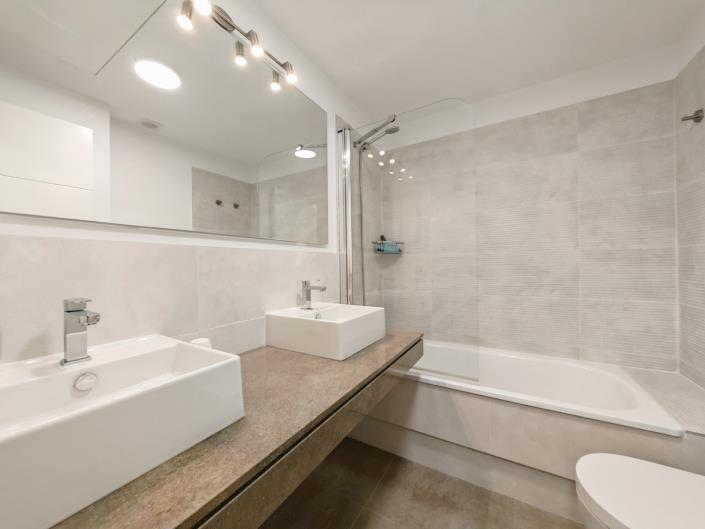 Image No.10-3 Bed Apartment for sale