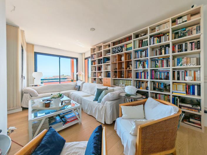 Image No.5-4 Bed Apartment for sale