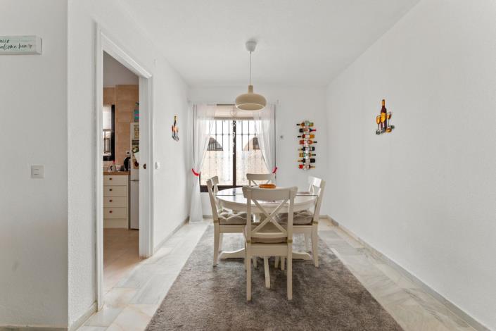 Image No.5-2 Bed Apartment for sale