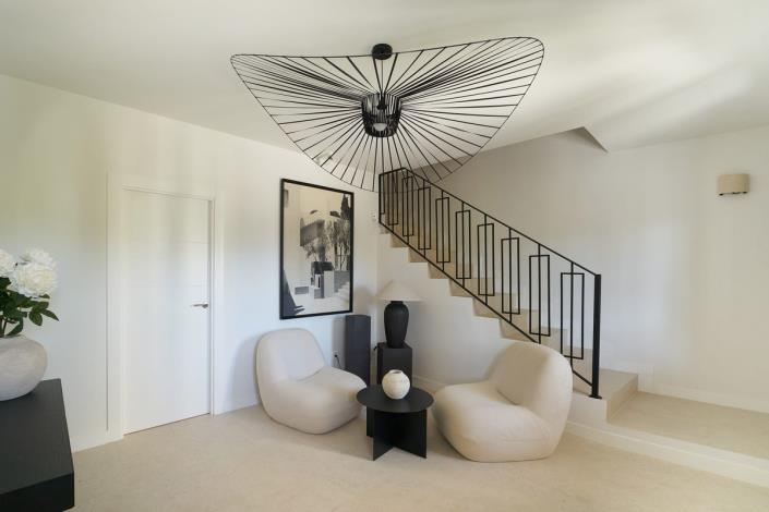 Image No.9-4 Bed Townhouse for sale