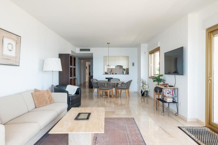 Image No.4-3 Bed Apartment for sale