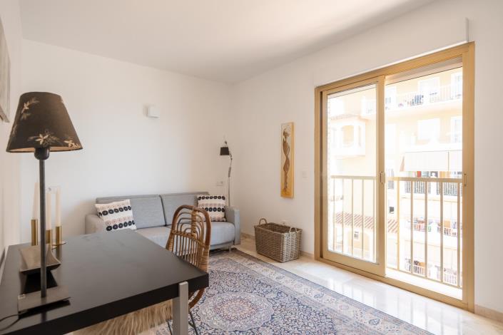 Image No.17-3 Bed Apartment for sale