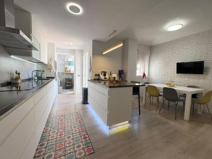 Image No.2-5 Bed Duplex for sale