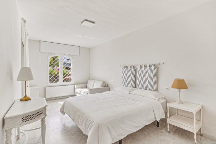 Image No.7-3 Bed Apartment for sale