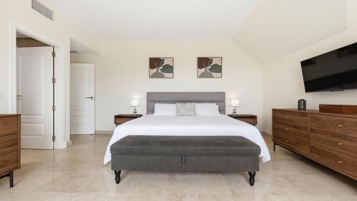 Image No.10-3 Bed Penthouse for sale