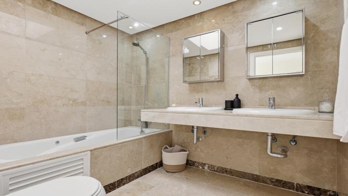 Image No.24-3 Bed Penthouse for sale