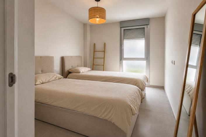 Image No.11-3 Bed Apartment for sale