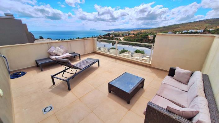 Image No.17-4 Bed Semi-Detached for sale