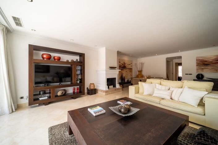 Image No.3-3 Bed Apartment for sale