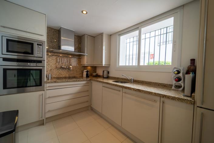 Image No.4-3 Bed Apartment for sale
