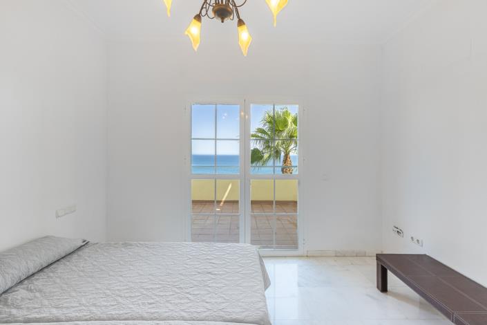 Image No.8-3 Bed Apartment for sale