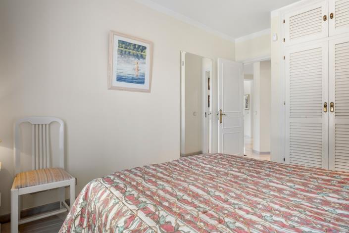 Image No.8-3 Bed Apartment for sale