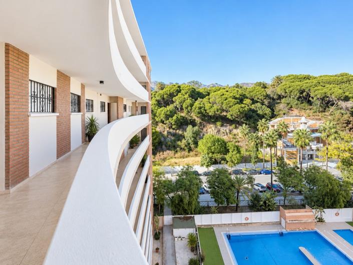 Image No.10-1 Bed Apartment for sale
