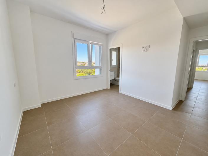 Image No.6-3 Bed Apartment for sale