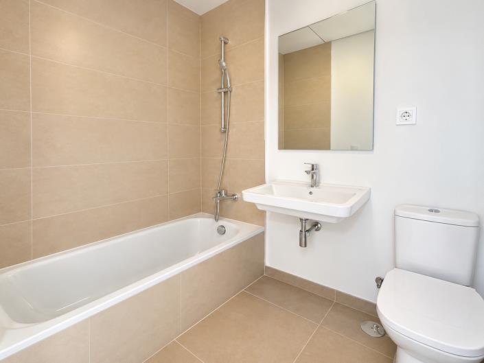 Image No.8-3 Bed Apartment for sale