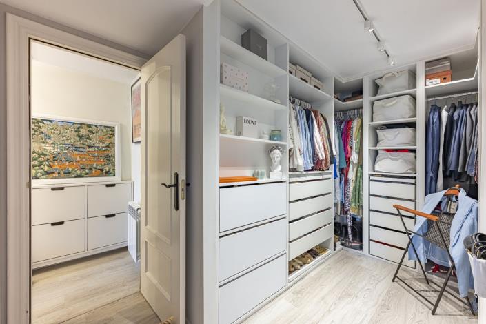 Image No.11-2 Bed Apartment for sale