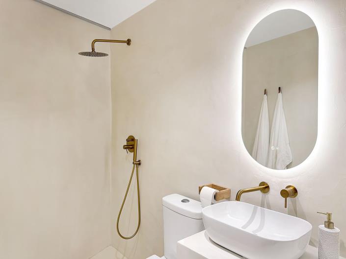 Image No.16-4 Bed Semi-Detached for sale