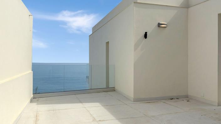 Image No.18-4 Bed Semi-Detached for sale
