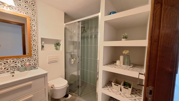 Image No.11-2 Bed Apartment for sale