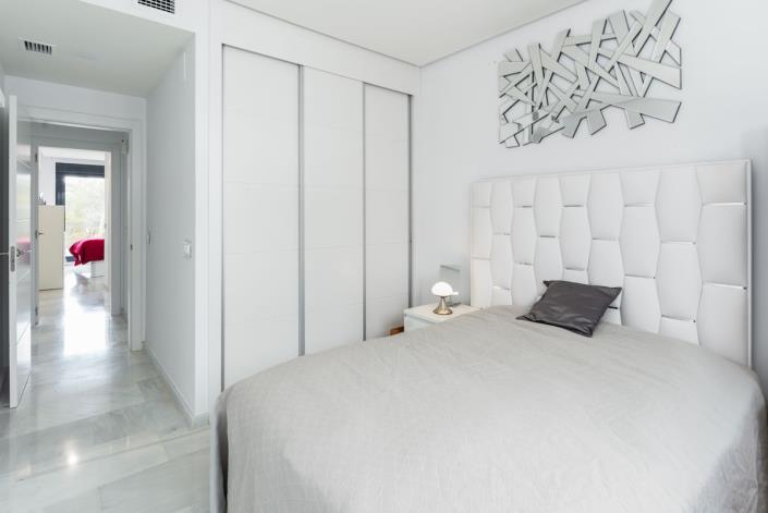 Image No.8-2 Bed Apartment for sale